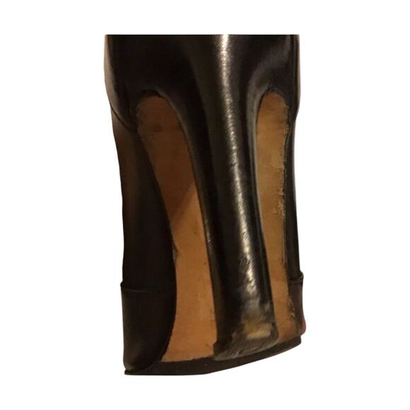 Monolo Bahlink Women's Black Leather Stiletto Ankle Booties Size 5 - Picture 6 of 11